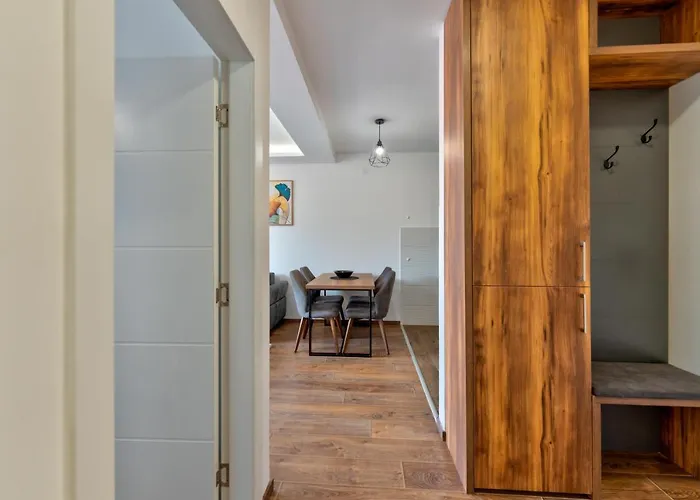 Contigo - Vrnjacka Promenada Vrnjačka Banja